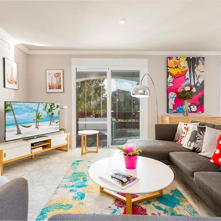4 Bedroom Apartment In Puerto Banus 150 Meters From The Beach マルベーリャ エクステリア 写真