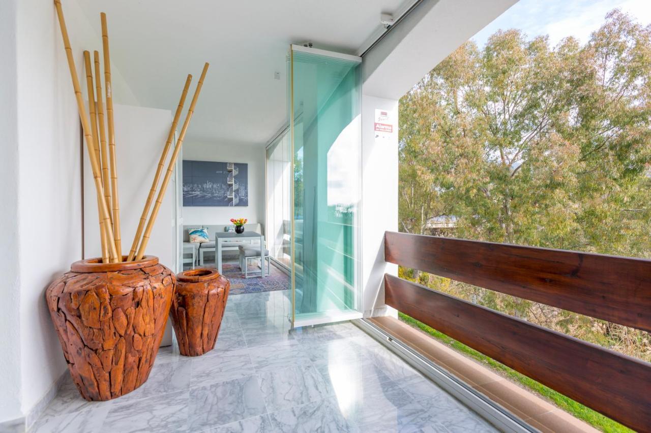4 Bedroom Apartment In Puerto Banus 150 Meters From The Beach マルベーリャ エクステリア 写真